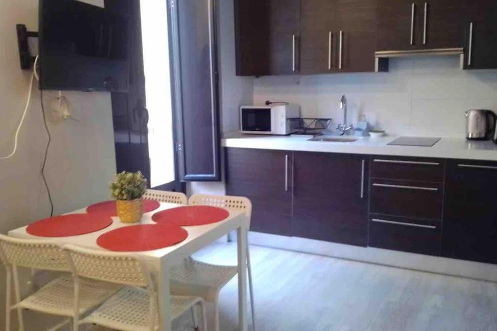 Esse Atico. Precioso Atico Con Terraza En Pleno Centro Apartment Севиля Екстериор снимка