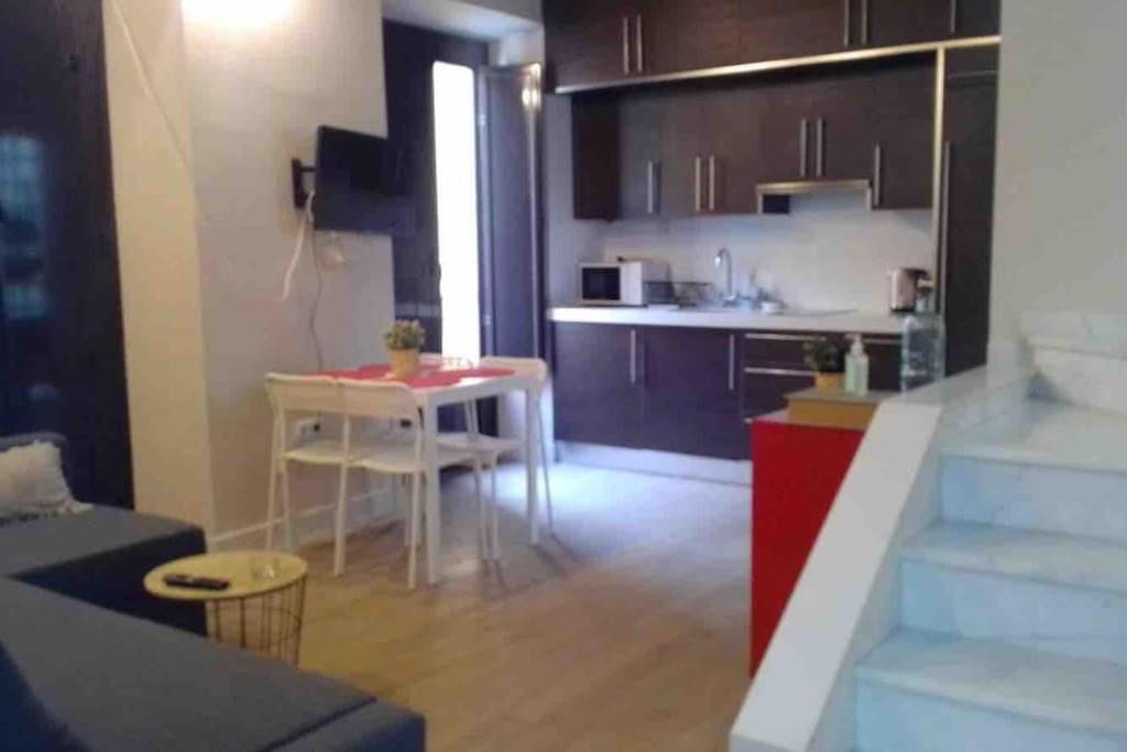Esse Atico. Precioso Atico Con Terraza En Pleno Centro Apartment Севиля Екстериор снимка