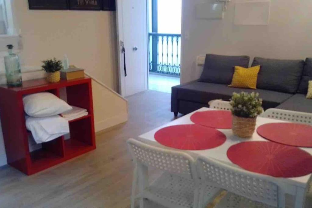 Esse Atico. Precioso Atico Con Terraza En Pleno Centro Apartment Севиля Екстериор снимка