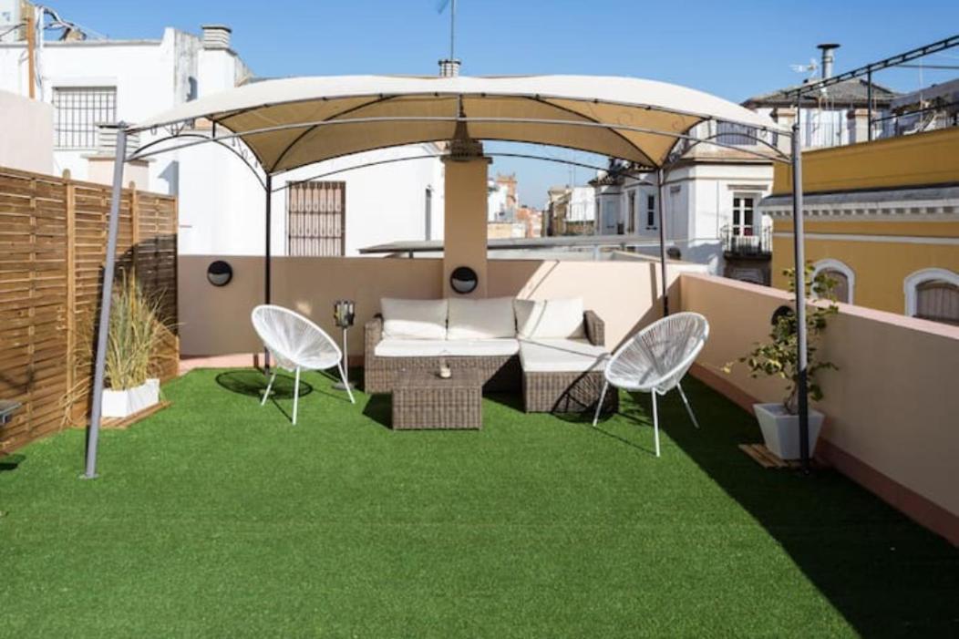 Esse Atico. Precioso Atico Con Terraza En Pleno Centro Apartment Севиля Екстериор снимка